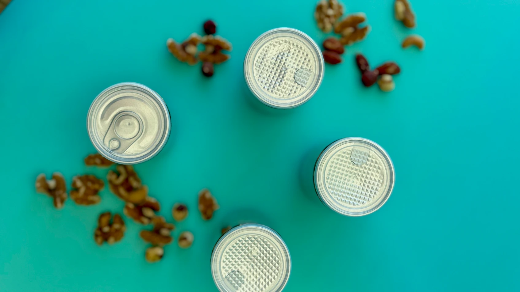 SOVAZ - Latas con bebidas, aperitivos y comida. Costa del Sol - Malaga y Marbella